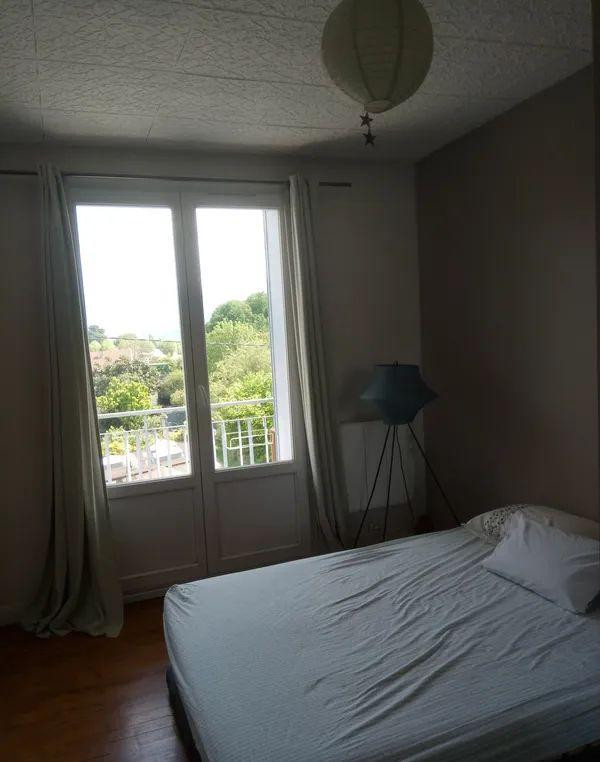 
                                                Location
                                                 Beau 4 pièces traversant lumineux 68m2 à Grenoble