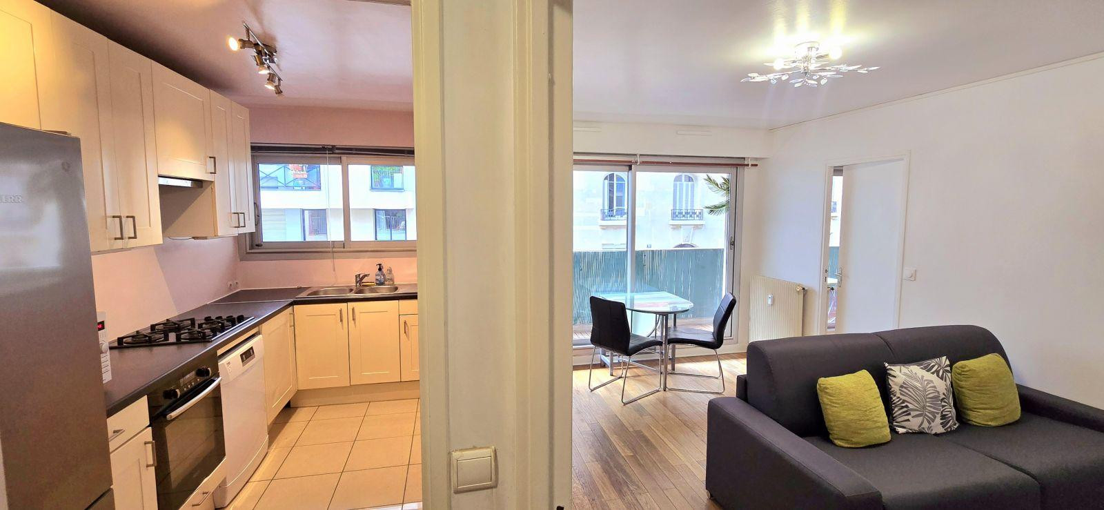 
                                                Location
                                                 Beau 43m2 meublé + 10m2 de terrasse dans Paris 17e