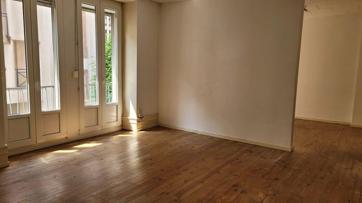 
                                                Location
                                                 Beau 4P 105m² STRASBOURG rue Thiergarten