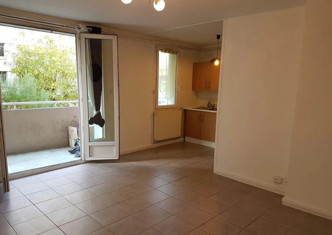
                                                Location
                                                 Beau 4P 63m² au calme et sécurisé