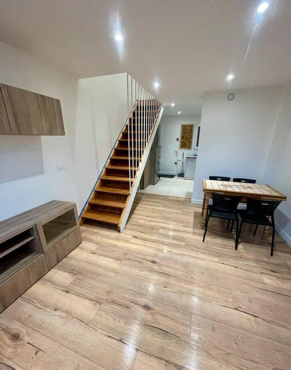 
                                                Location
                                                 Beau 4P 65m² en duplex au calme