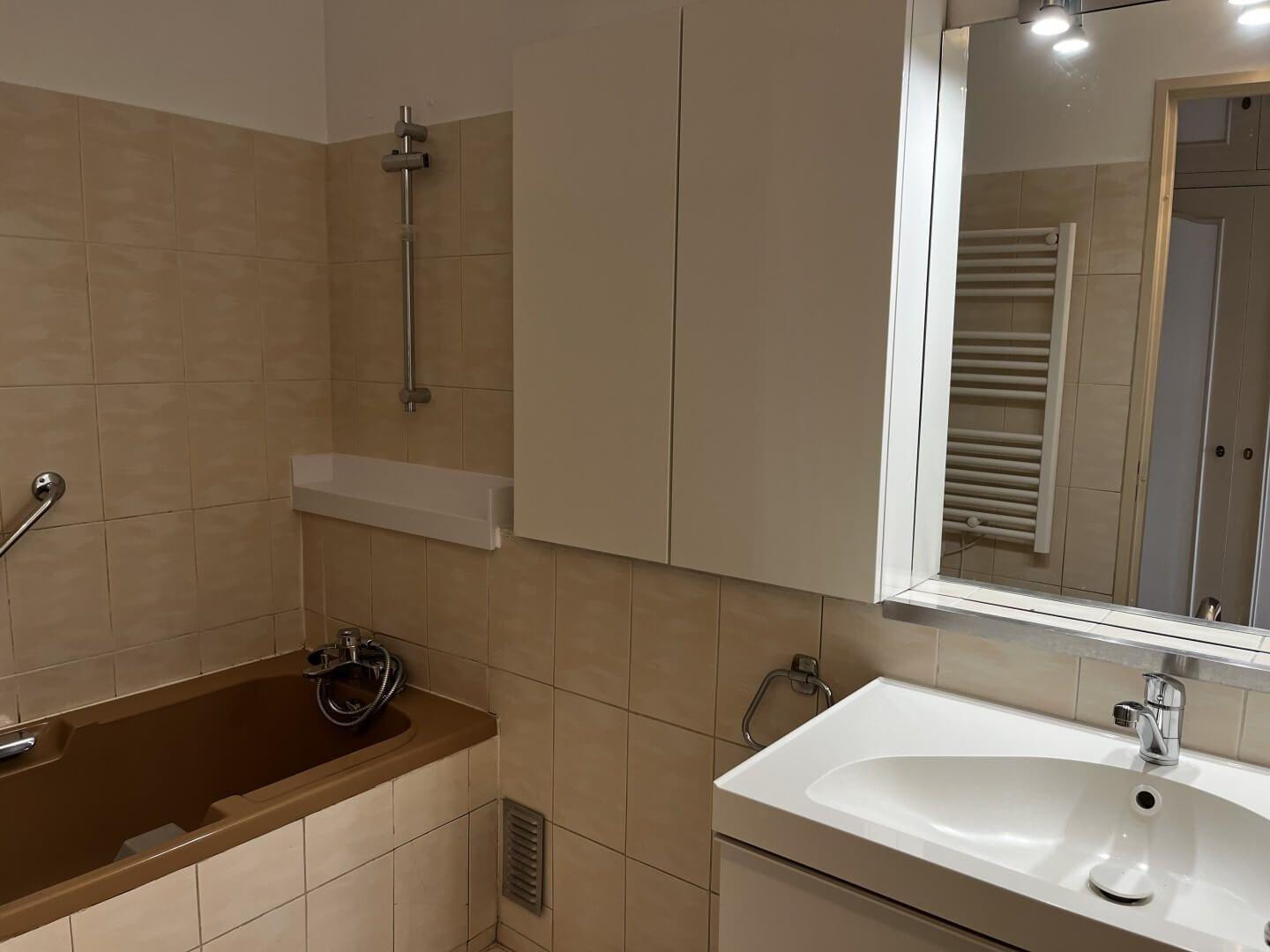 
                                                Location
                                                 Beau 4P 70m² avec balcon au calme