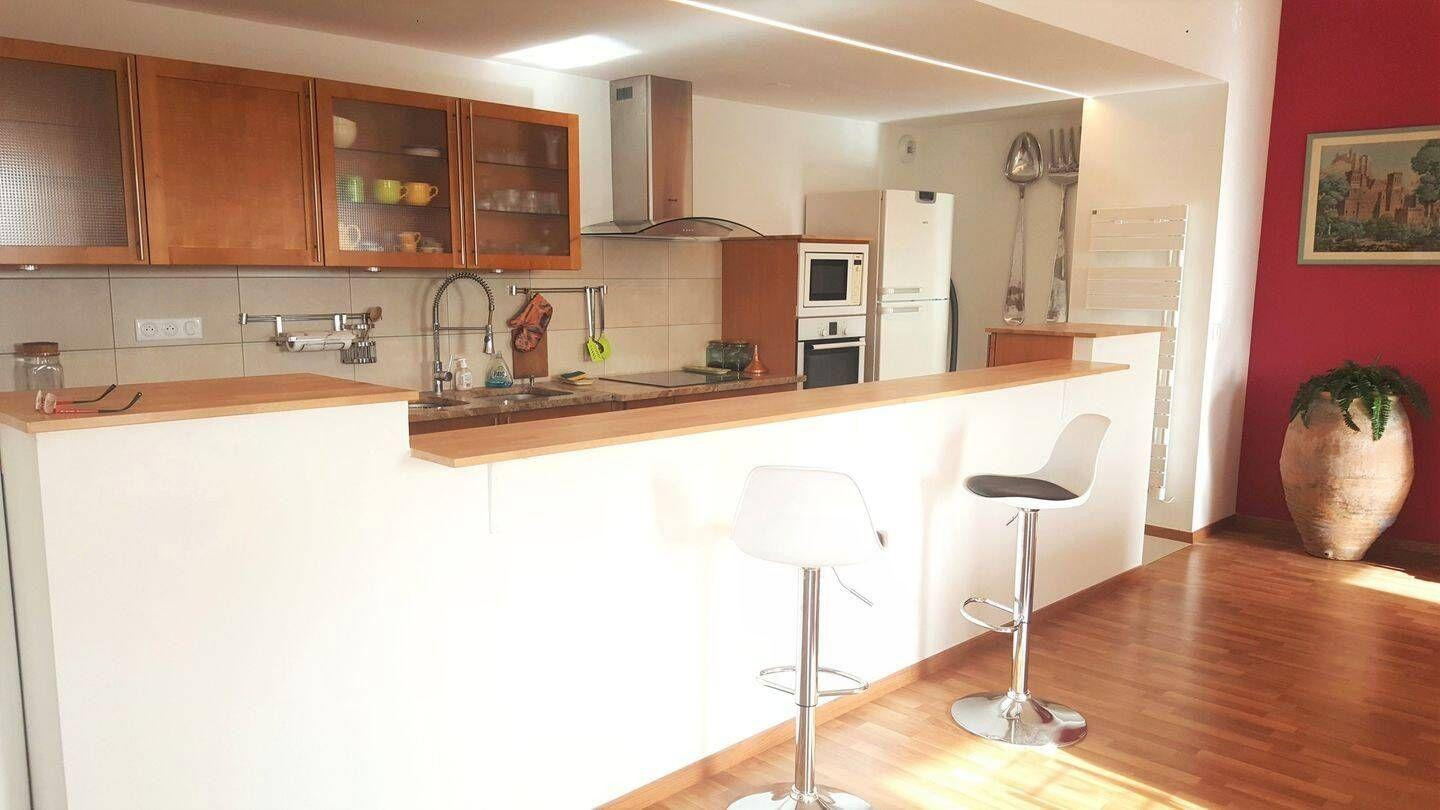 
                                                Location
                                                 Beau 4P meublé 131m²  au calme