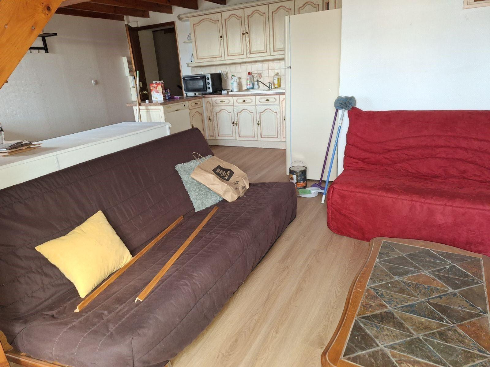 
                                                Location
                                                 Beau 4P meublé 70m² proche Place de la Victoire