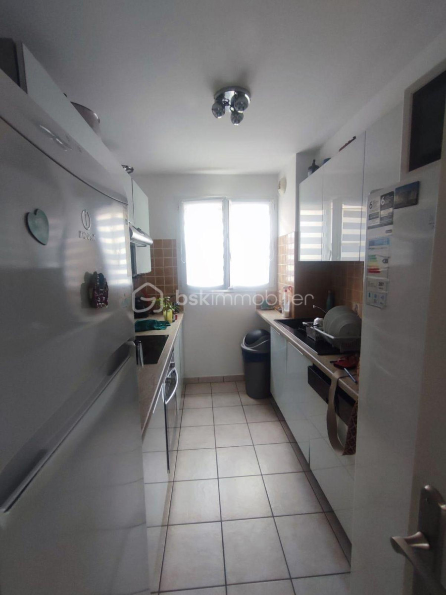 
                                                Location
                                                 Beau 4P meublé 71m² avec balcon