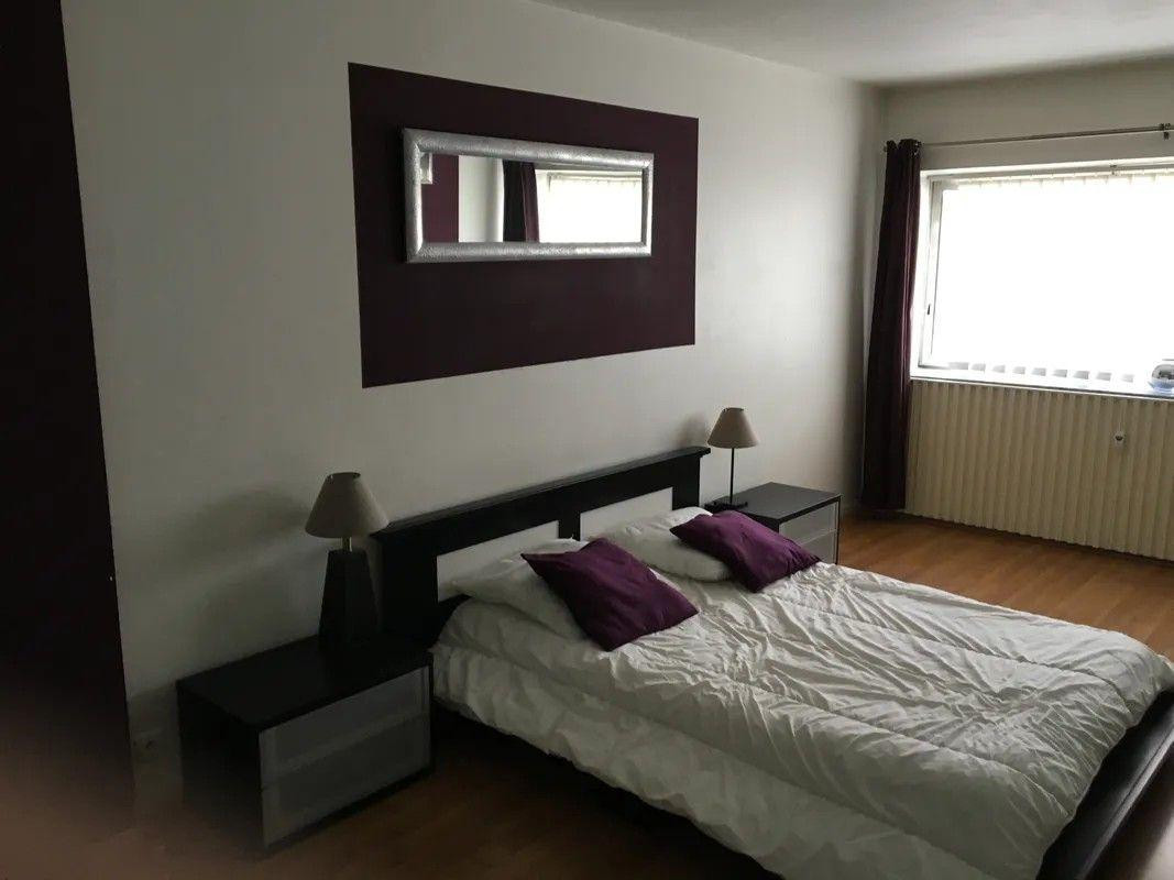 
                                                Colocation
                                                 Beau 5P meublé 115m² idéal colocation avec balcon