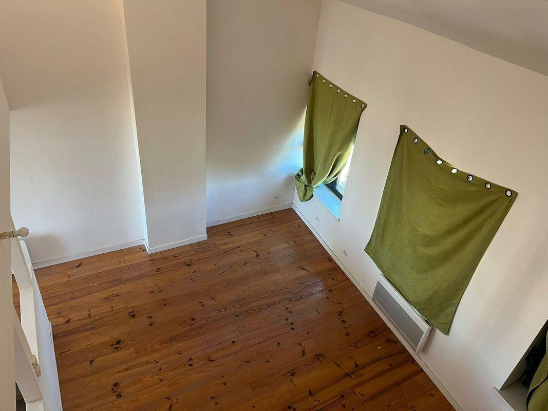 
                                                Location
                                                 Beau Duplex 68 m² Roubaix lumineux et rénové