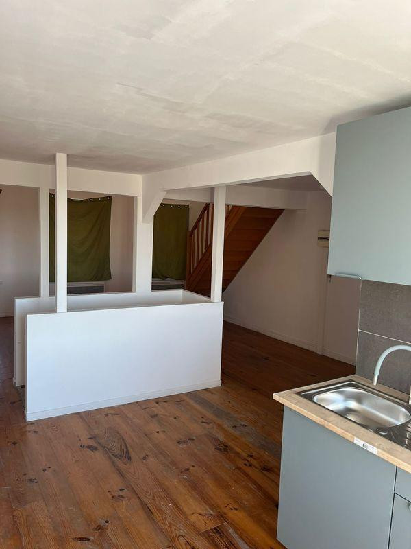 
                                                Location
                                                 Beau Duplex 68 m² Roubaix lumineux et rénové