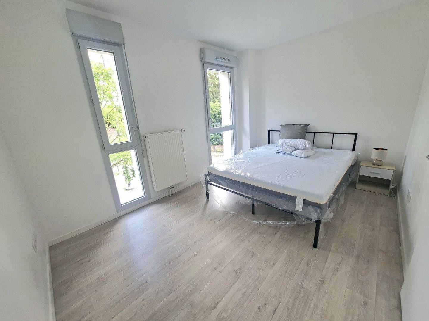 
                                                Location
                                                 Beau duplex meublé 75 m² avec jardin et parking