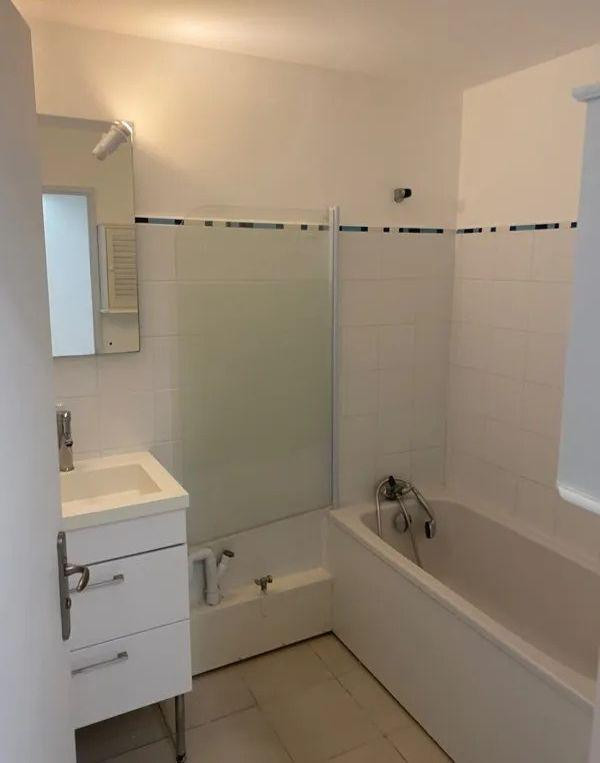 
                                                Location
                                                 Beau et grand 2P 50m² Saint Roch