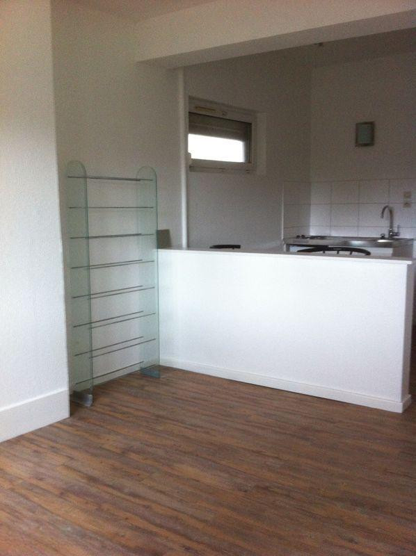 
                                                Location
                                                 Beau F1 rénové 25m² proche centre Strasbourg