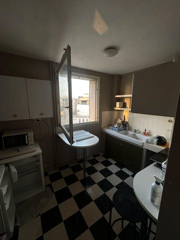 
                                                Location
                                                 Beau F1bis meublé 28m²