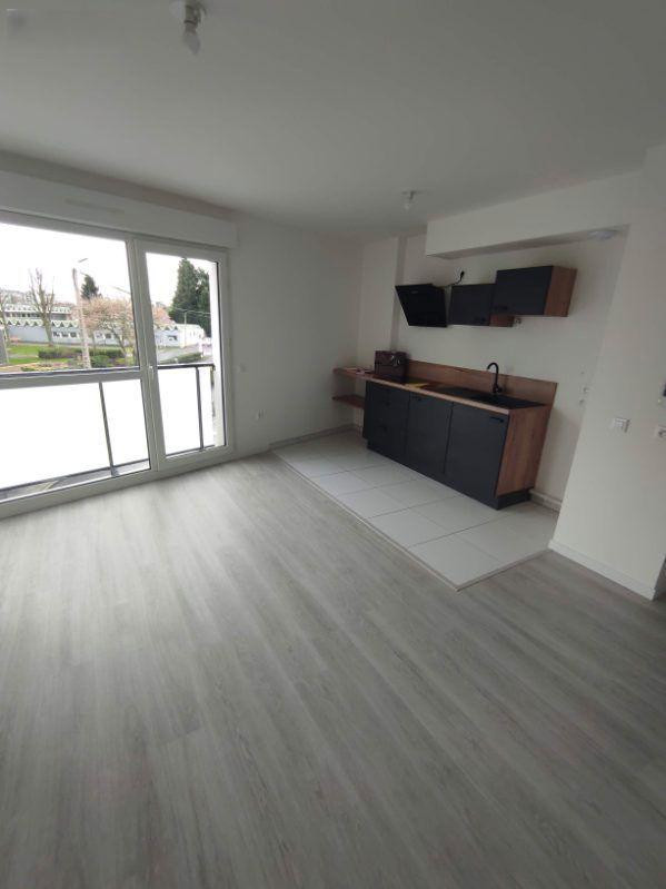 
                                                Location
                                                 Beau F2 40m² proche du CHR de Lille