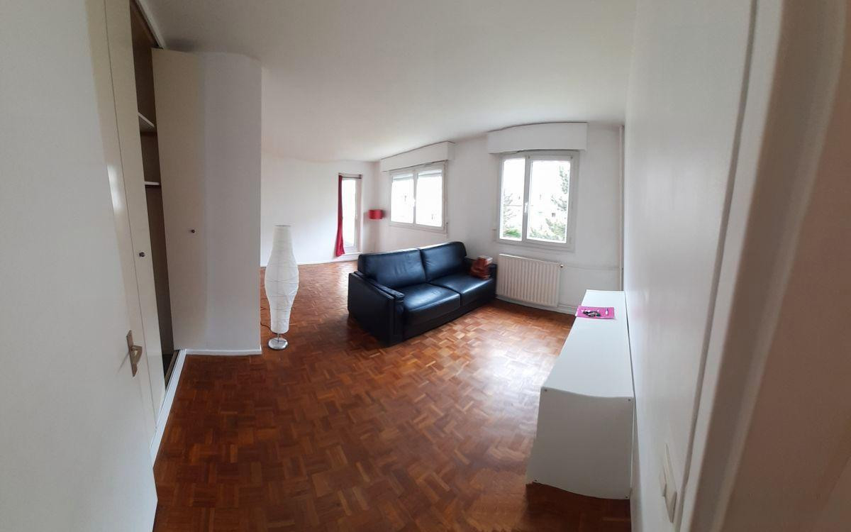 
                                                Location
                                                 Beau F2 45m² quartier Saint Sever