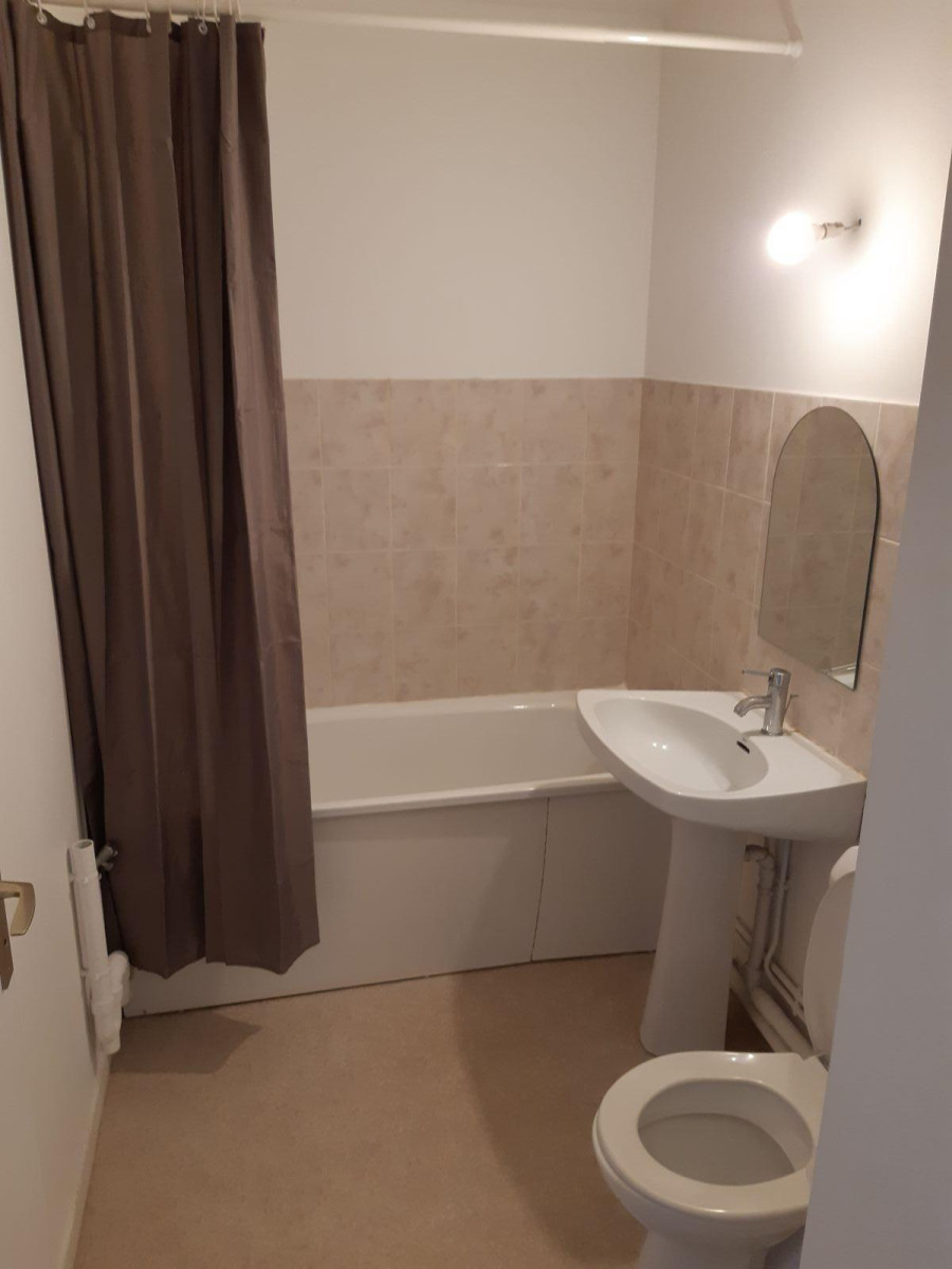 
                                                Location
                                                 Beau F2 45m² quartier Saint Sever