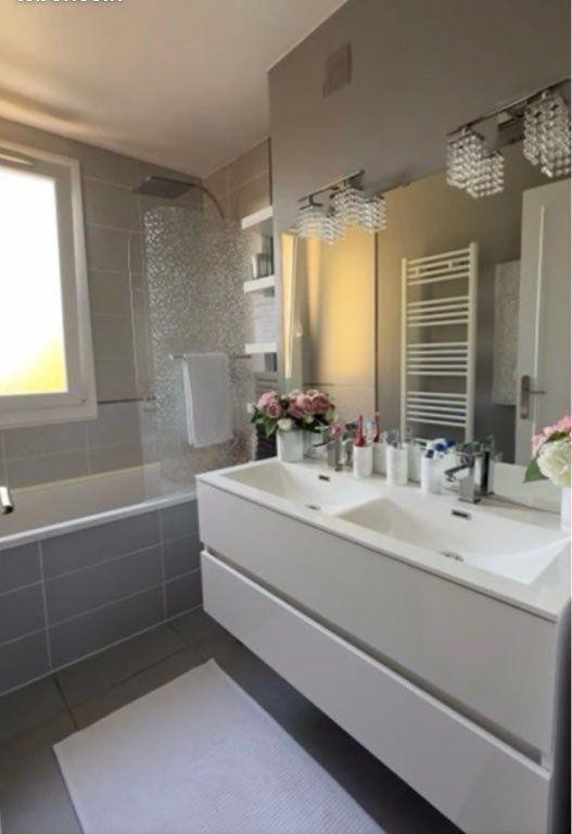 
                                                Location
                                                 Beau  F2 48m² en excellent état