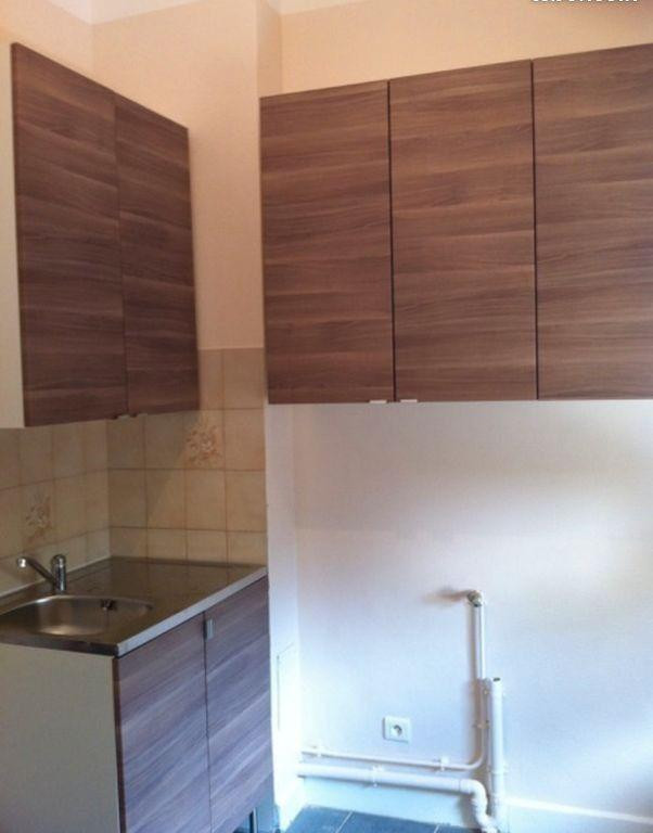 
                                                Location
                                                 Beau F2 50m² en très bon état