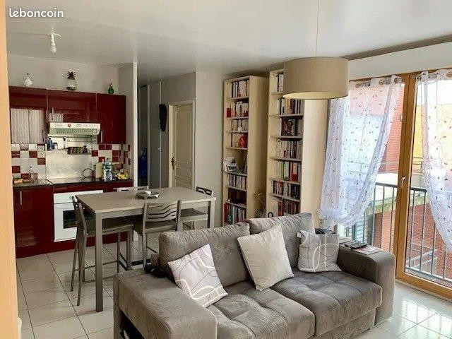 
                                                Location
                                                 Beau F2 au Havre quartier des docks