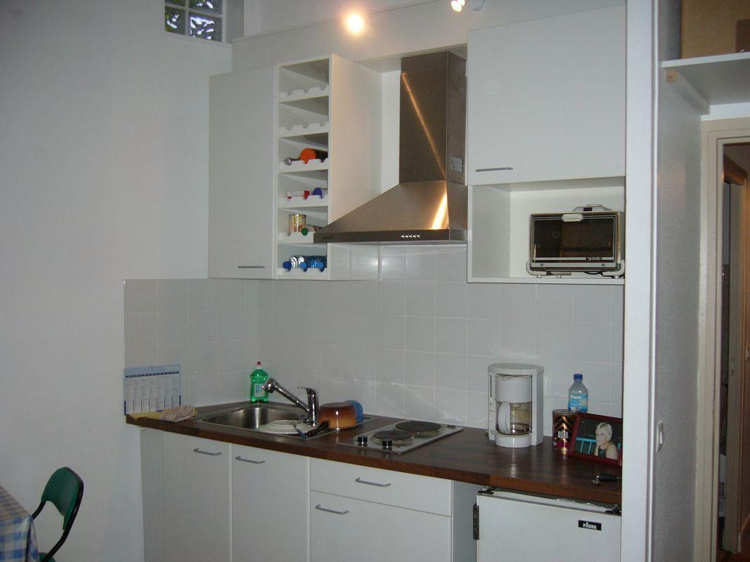 
                                                Location
                                                 Beau F2 meublé 25m²