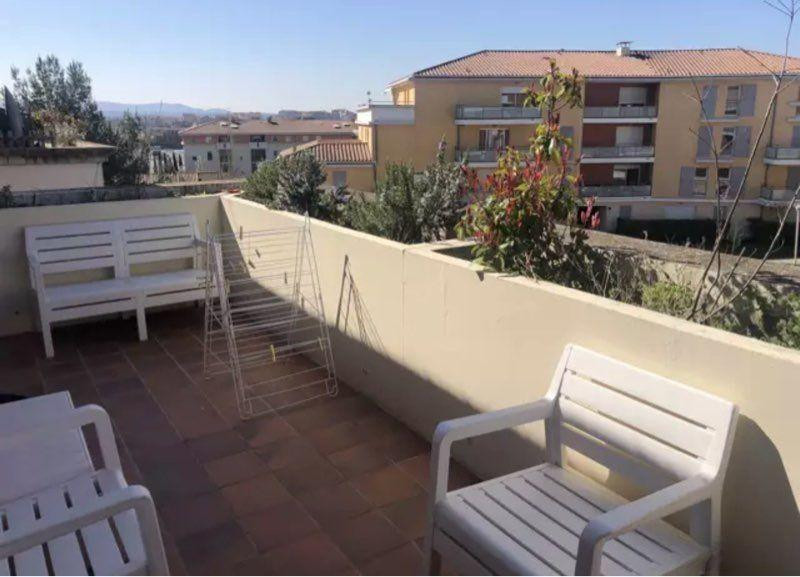 
                                                Location
                                                 Beau F2 meublé 40m² dans belle résidence sécurisée