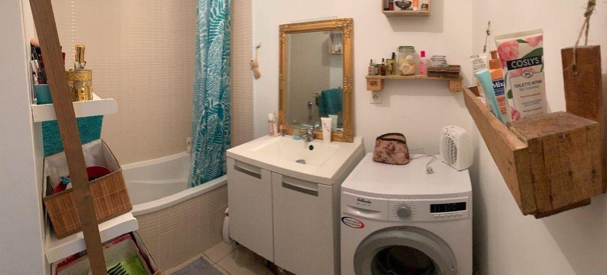 
                                                Location
                                                 Beau F2 meublé  43m² + parking
