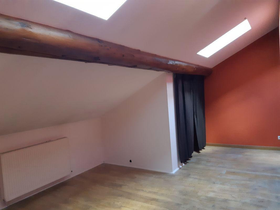 
                                                Location
                                                 Beau F2 quartier Artem/Placieux