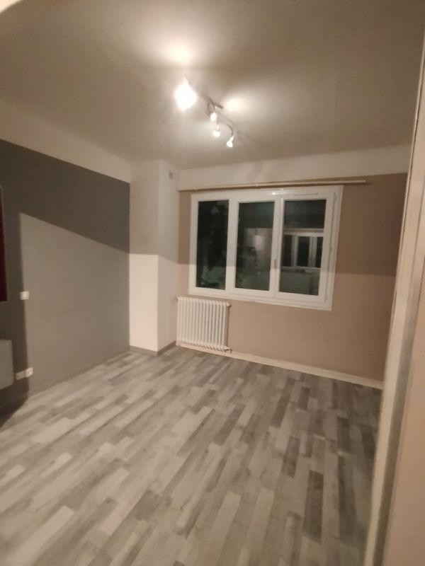
                                                Location
                                                 Beau F3 60m² plus terrasse 12m²