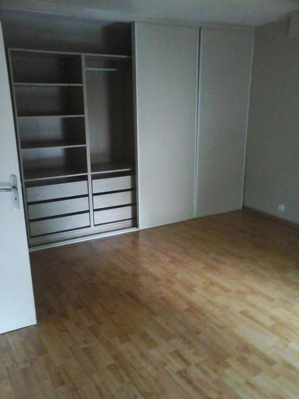 
                                                Location
                                                 Beau F3 de 69m² très lumineux
