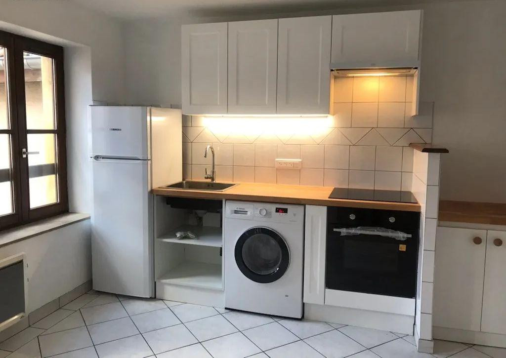 
                                                Location
                                                 Beau loft 40m² proche Centre ville