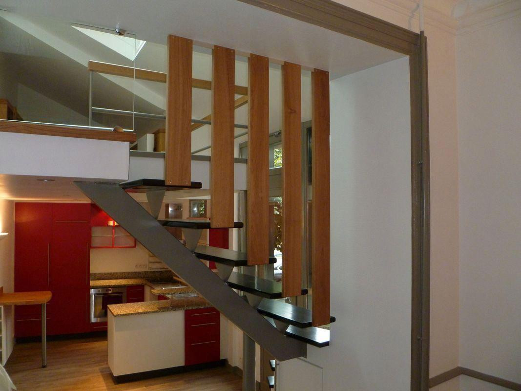
                                                Location
                                                 Beau LOFT atypique 56m² quartier place de Bretagne