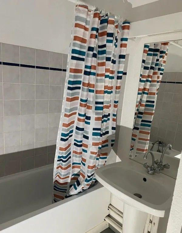 
                                                Location
                                                 Beau meublé de 27m² résidence "Le CHARCOT"