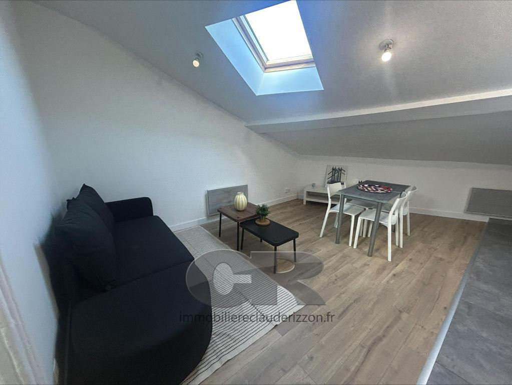 
                                                Location
                                                 beau meublé quartier faubourg des 3 maisons