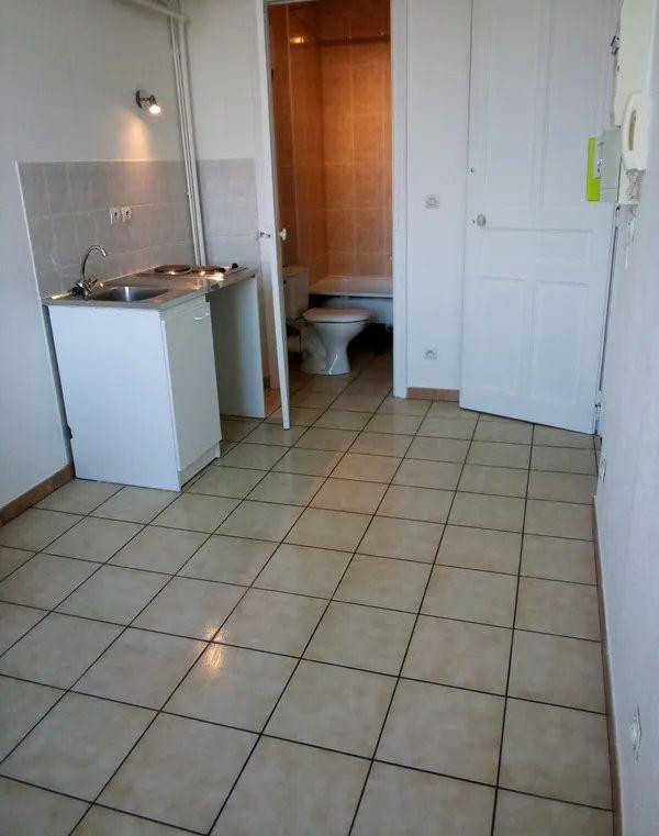 
                                                Location
                                                 Beau Studio 12m² quartier Anatole France