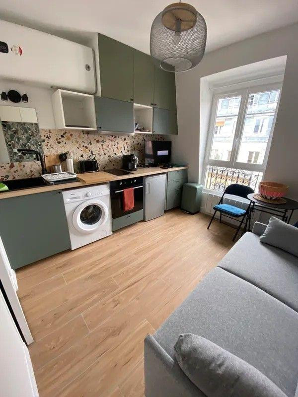 
                                                Location
                                                 Beau studio 13m² au cœur de Paris