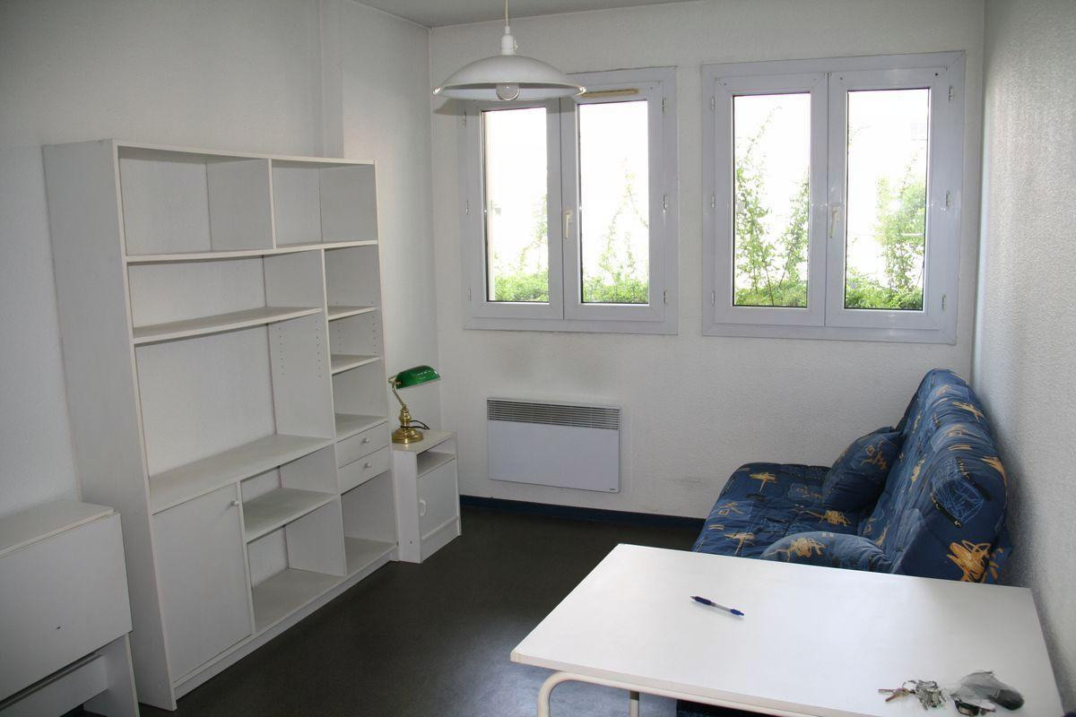 
                                                Location
                                                 Beau studio 18.50 m2 la doua s
