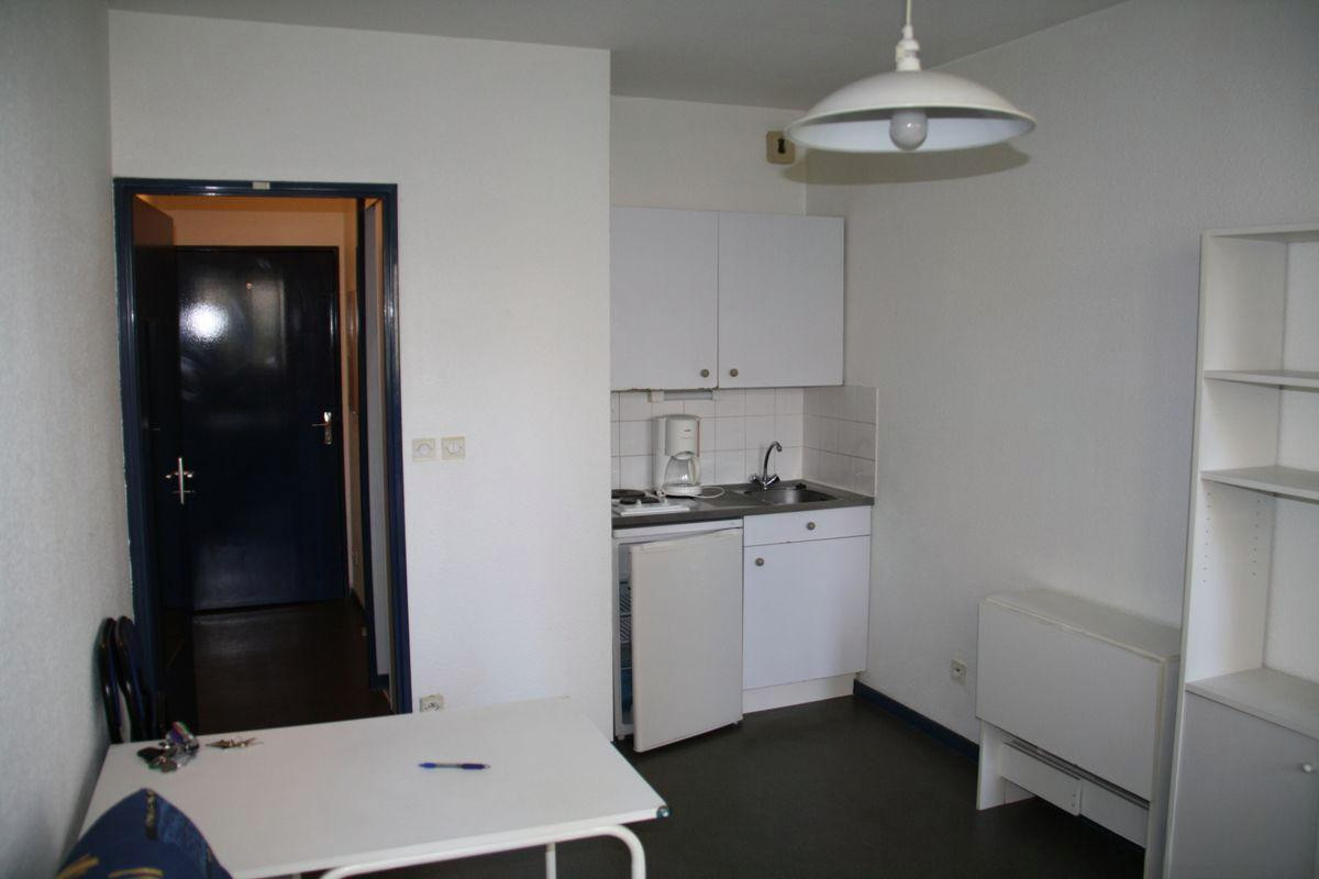 
                                                Location
                                                 Beau studio 18.50 m2 la doua s