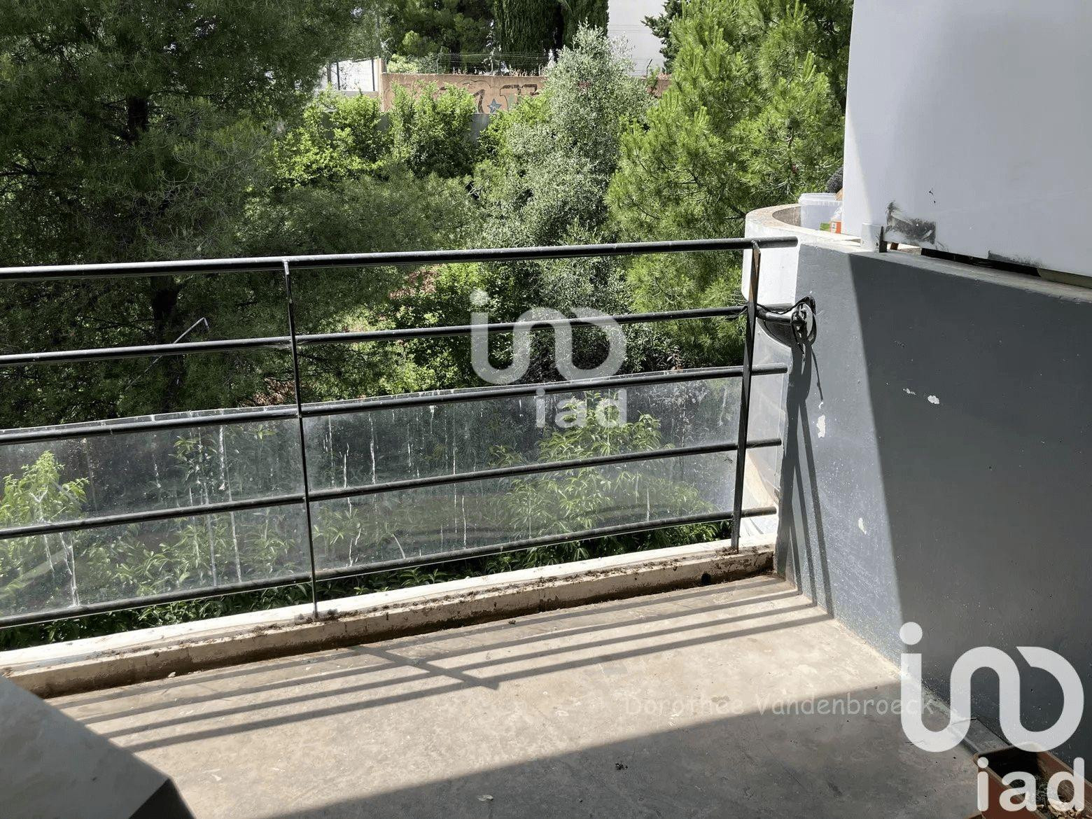 
                                                Location
                                                 Beau studio 18m² avec terrasse et parking