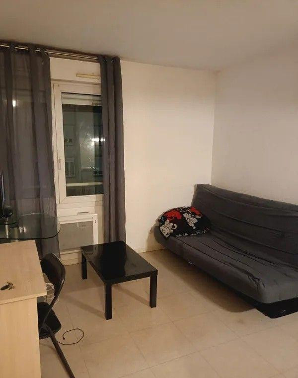 
                                                Location
                                                 Beau studio 18m² face à l'hôpital central de Nancy