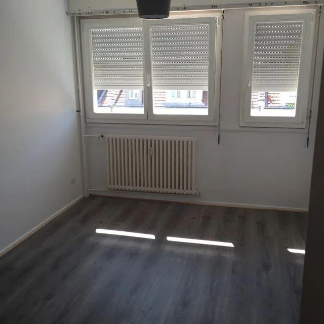 
                                                Location
                                                 Beau studio 18m2 Sablon