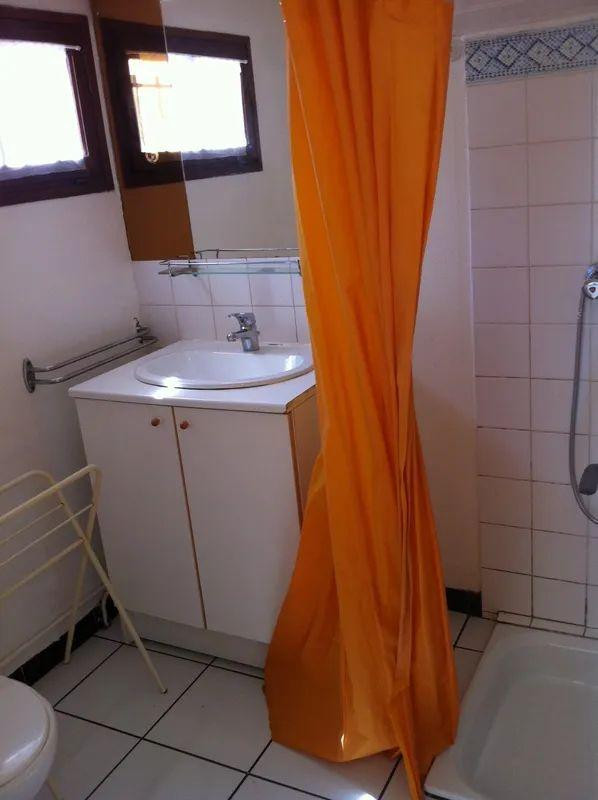 
                                                Location
                                                 Beau studio 19m² meublé sur jardin Croix de pierre