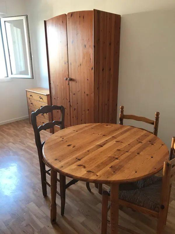 
                                                Location
                                                 Beau studio 20m² à Reims