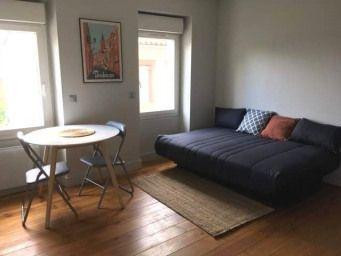 
                                                Location
                                                 Beau studio 20m² calme, lumineux et central