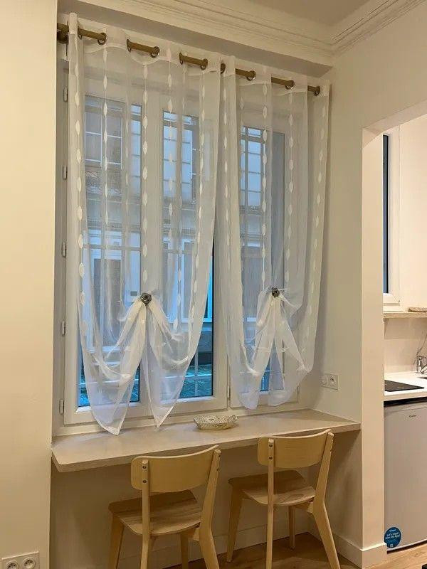
                                                Location
                                                 Beau studio 20m² meublé rénové à neuf