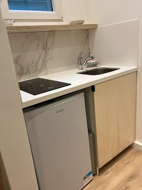 
                                                Location
                                                 Beau studio 20m² meublé rénové à neuf