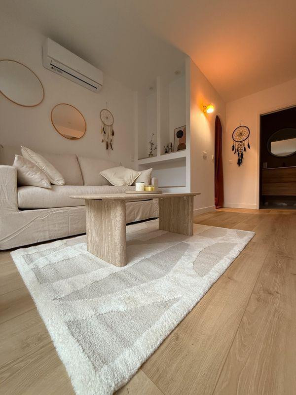 
                                                Location
                                                 Beau studio 20m² neuf avec jardin Av du Pigonnet