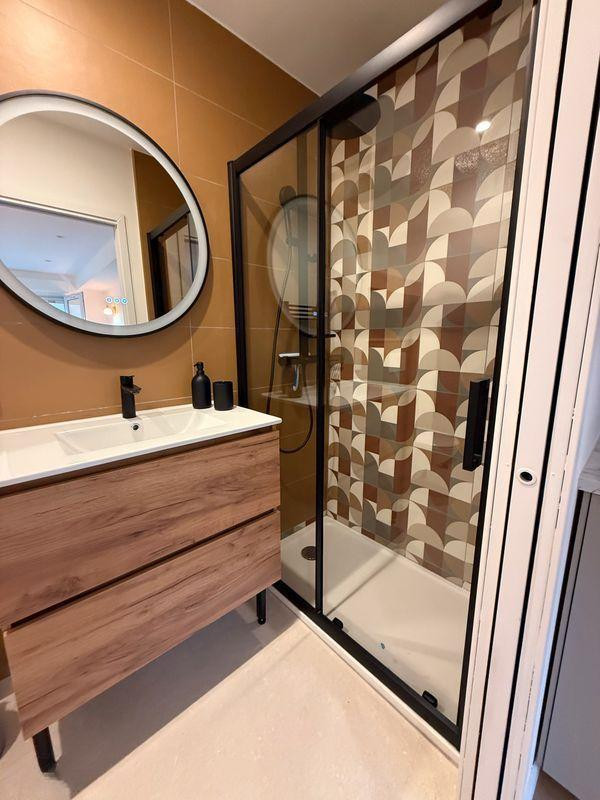 
                                                Location
                                                 Beau studio 20m² neuf avec jardin Av du Pigonnet