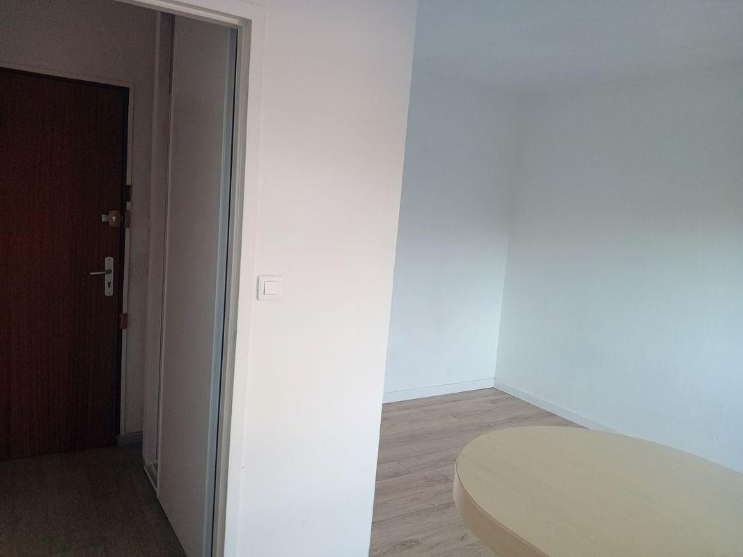 
                                                Location
                                                 Beau studio 21m² avec parking et balcon