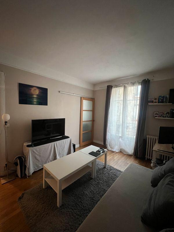 
                                                Location
                                                 Beau Studio 21m² meublé