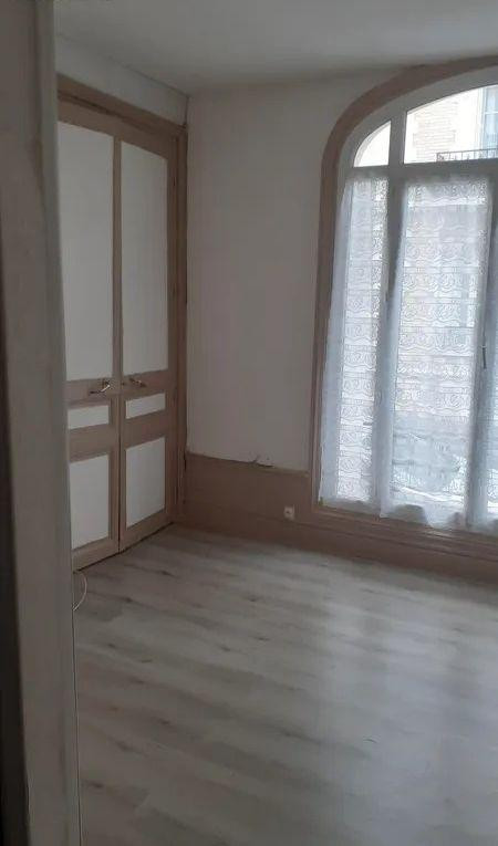 
                                                Location
                                                 Beau studio 21m² quartier Prébendes