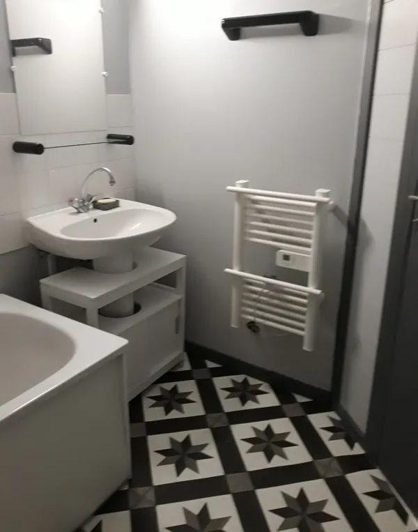 
                                                Location
                                                 Beau studio 21m² quartier Zola